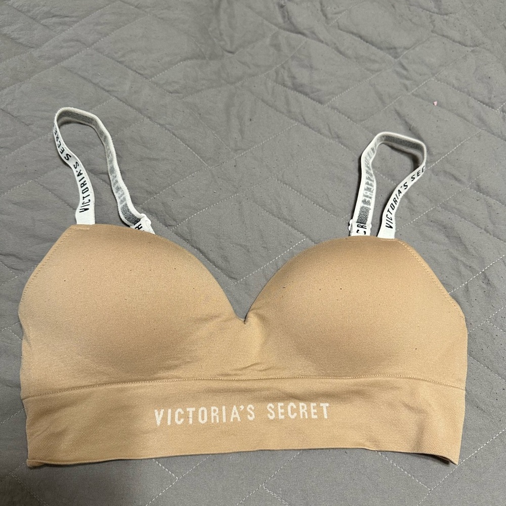 Victoria's Secret nude wireless push up Bralette small